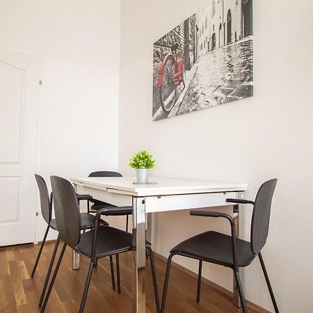 Apartment Davidgasse Виена Екстериор снимка