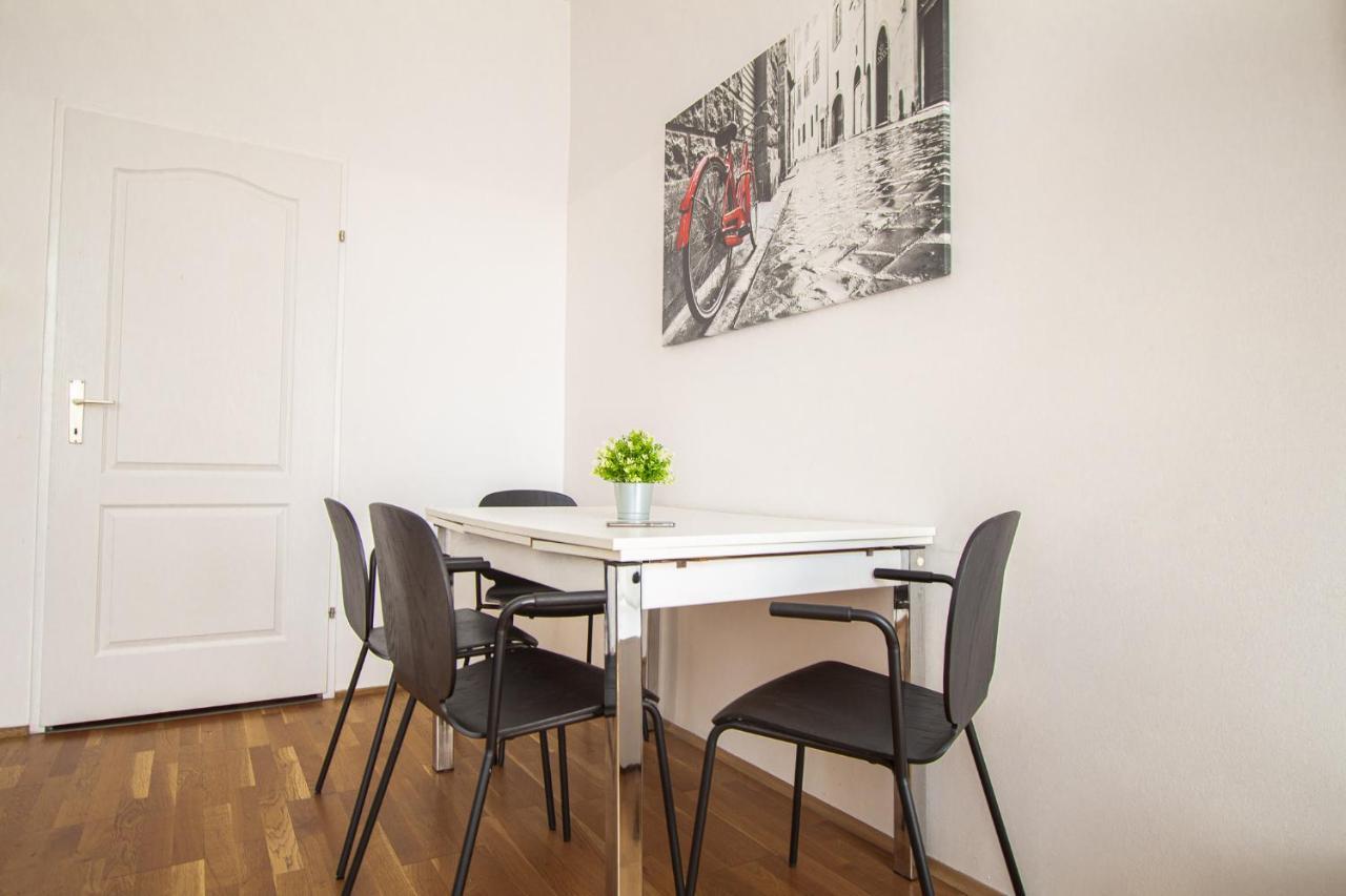 Apartment Davidgasse Виена Екстериор снимка
