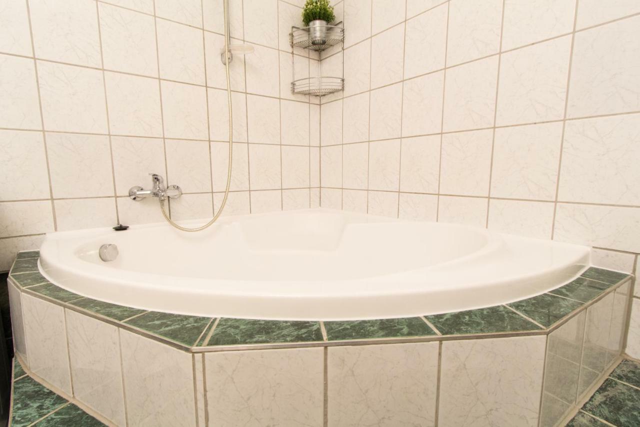 Apartment Davidgasse Виена Екстериор снимка