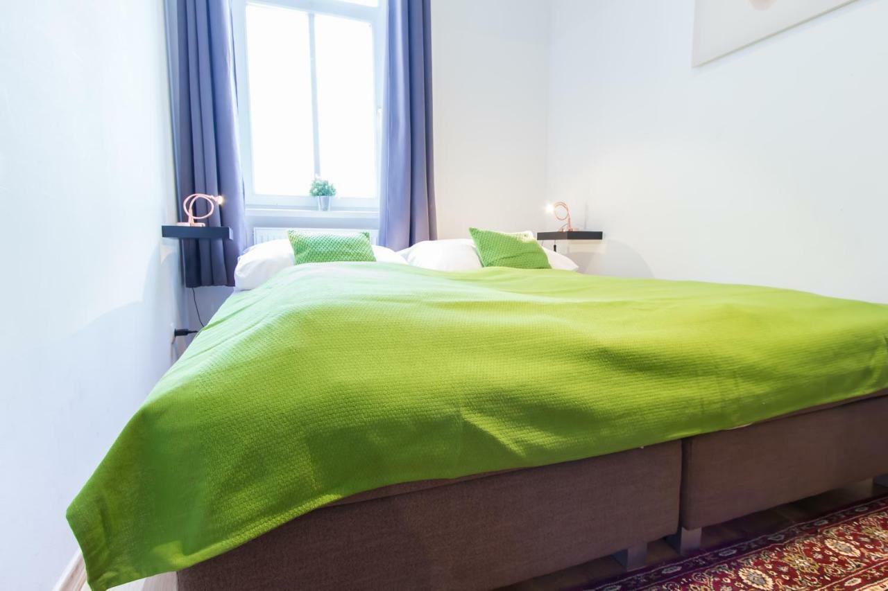 Apartment Davidgasse Виена Екстериор снимка